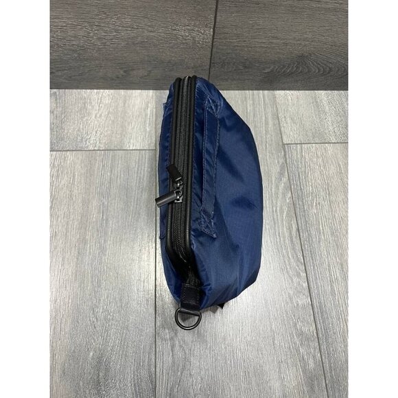 G.I.L.I. Toiletry Bag with Clear Travel Pouch Navy Color - Picture 7 of 11